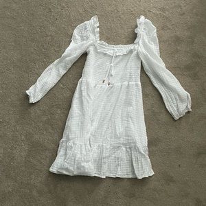 White, loose, long sleeve summer dress